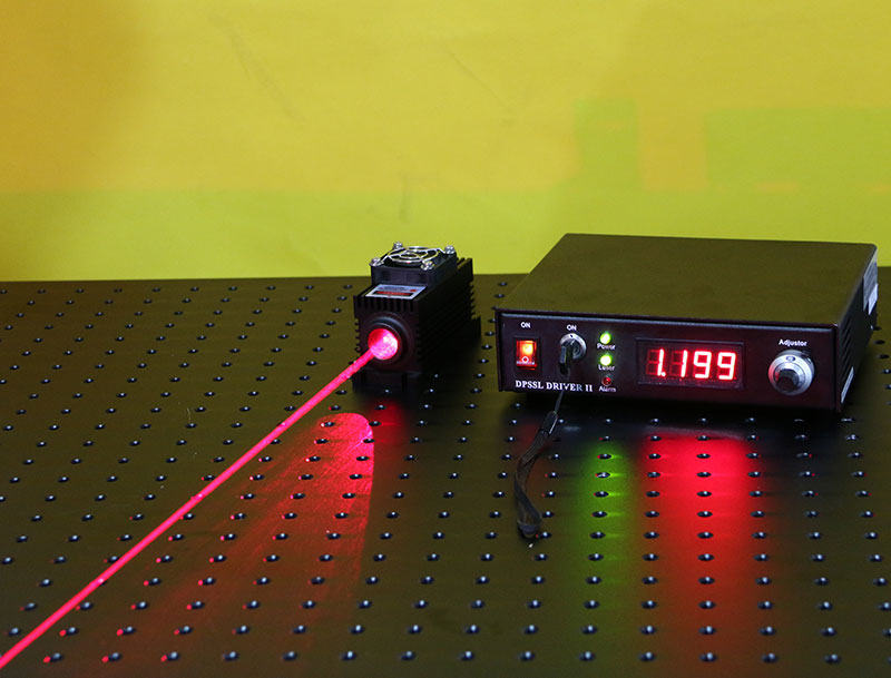 671nm 50mW 빨간색 DPSS 레이저 Diode Pumped Solid State laser
